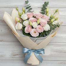 Букет цветов из:  Лизиантусы в Поселок имени Тельмана