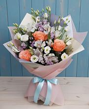 Букет цветов из:  Лизиантусы, Розы, Альстромерии и Гипсофила в Поселок имени Тельмана