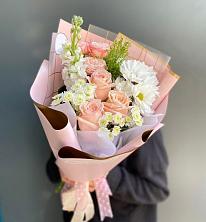 Букет цветов из:  Хризантемы и Розы в Поселок имени Тельмана