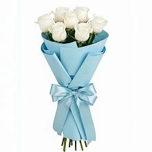 Букет 7 белых роз Проуд в Поселок имени Тельмана