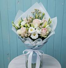 Букет цветов из:  Розы и Лизиантусы в Поселок имени Тельмана
